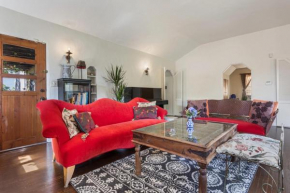 Chic Artist's Home - Mid City
